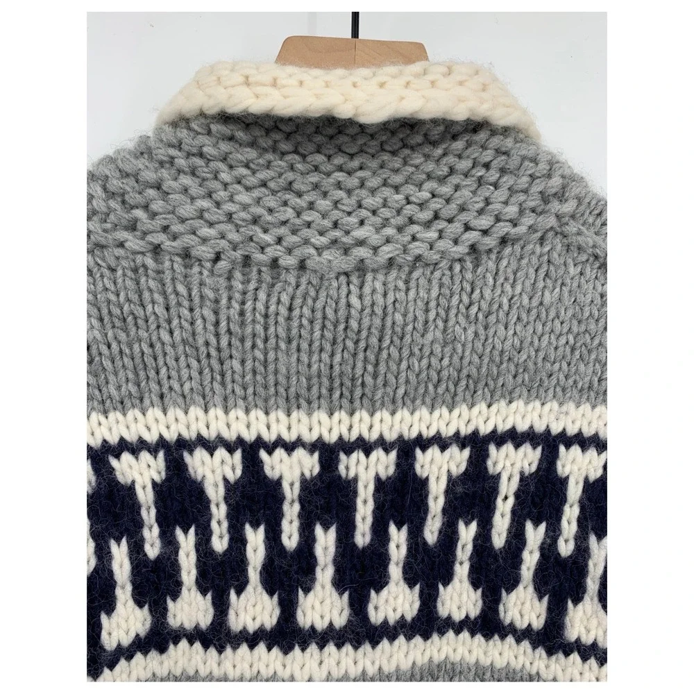 Vintage Gap Sweater Mens Large Hand Knit Zip Cardigan Snowflake Wool Thick Heavy